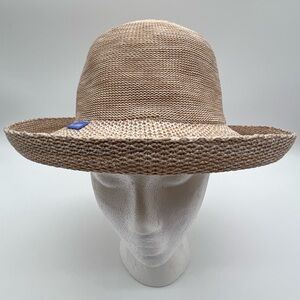Wallaroo Hat Co. Victoria Sun Hat Women's M Beige Poly-Straw Packable UPF 50+